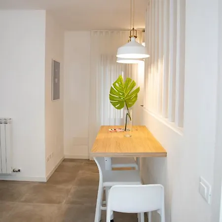 Easy Navigli 아파트