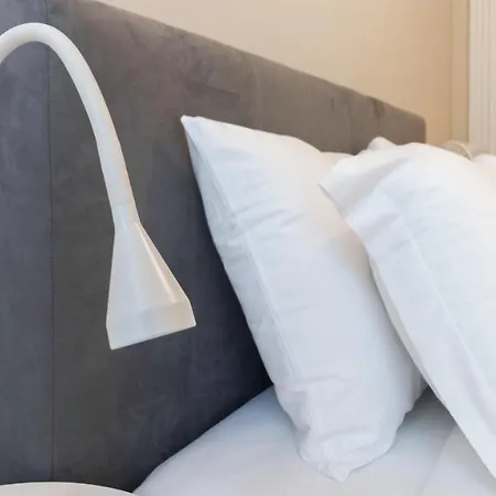 Italianway - The B Village New Apartment *