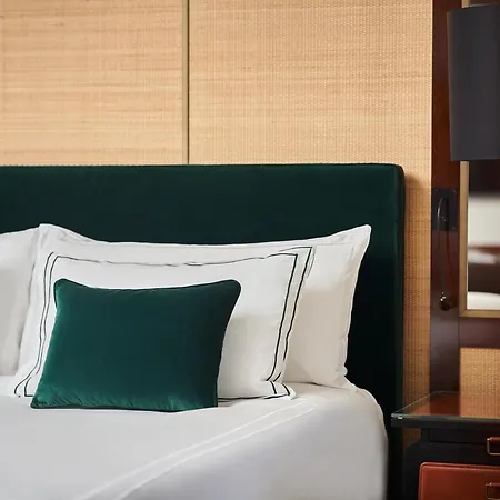 Portrait - Lungarno Collection 5* Милан