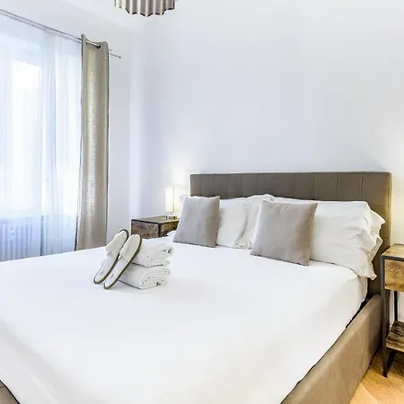 Beplace In San Babila Appartement