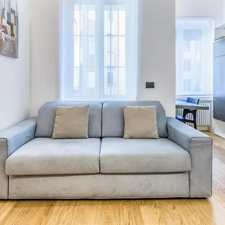 Appartement Beplace In San Babila