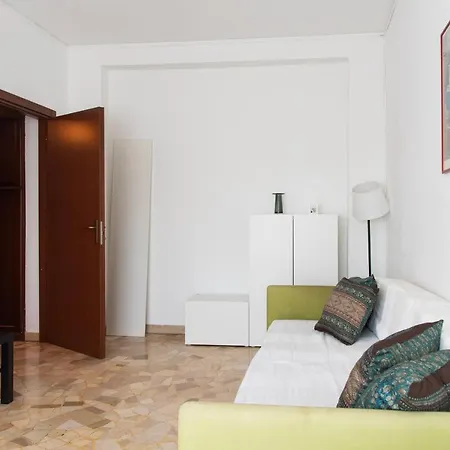 San Siro Stadium - Youhosty * Milano