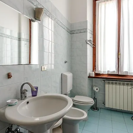 Maroncelli- 2062 By Halldis Apartment