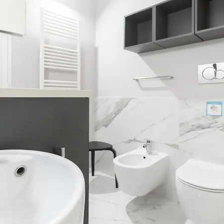 Italianway Easy - Piero Della Francesca 19 A * Milán