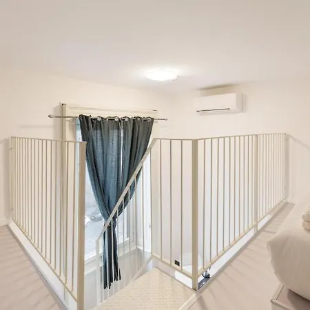 Guesthost - Apts Milano-corso Magenta Apartament Mediolan