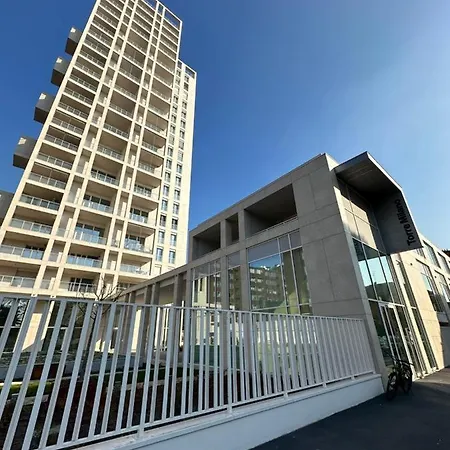 Torremilano - Luxury Modern Flat Rooftop&pool&garden Apartment Mailand