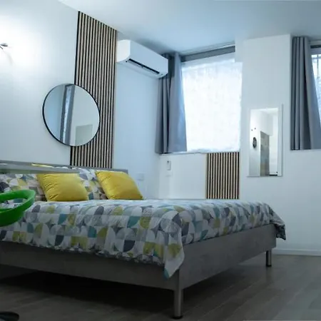47 - Life Apartamento Milão