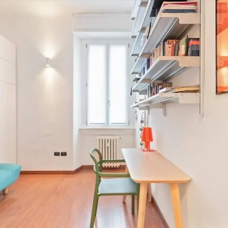 Milano-porta Romana Nearby Bagni Misteriosi * Milán