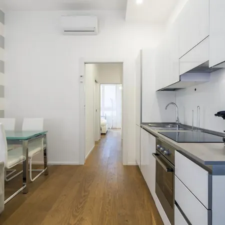 Easylife - San Babila - Elegante E Rifinito Bilocale Nel Cuore Della Citta Apartment *