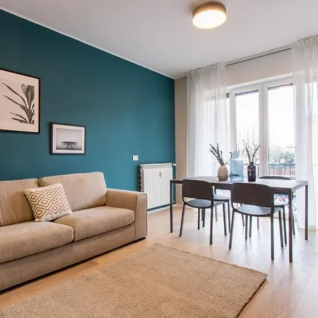 Daplace - Portaluppi Apartman *