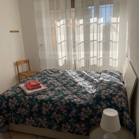 Roberta House Il Tuo Rifugio Per Concerti, Eventi E Fiere Апартаменты