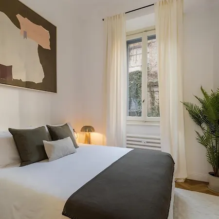 Apartmán Casa Unica - Elegant With Balcony - Centrale 1 *