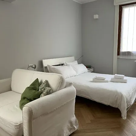 Sbam House