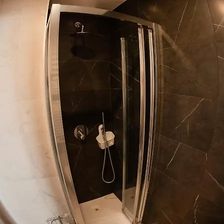 بيت ضيافة La Residenza Isabella ميلان