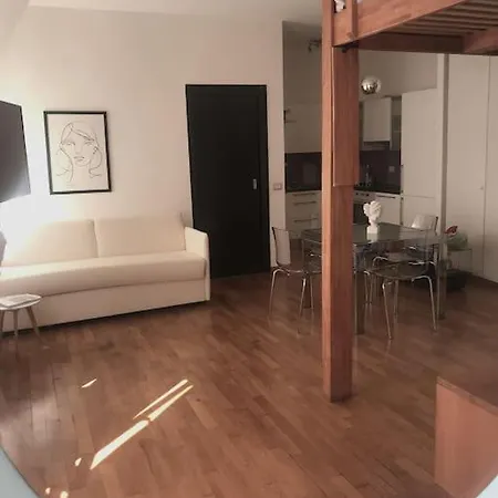 Moderno In Porta Romana Lejlighed Milano
