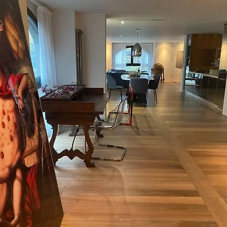 Luxury Space Porta Venezia Apartment *