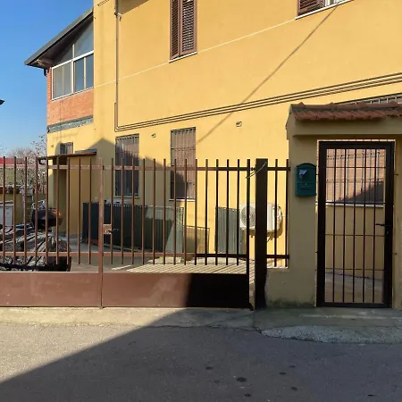 Roberta House Il Tuo Rifugio Per Concerti, Eventi E Fiere Апартаменты