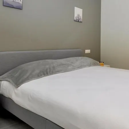 Luxury Near Niguarda Graziano39 Milánó