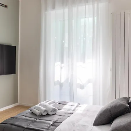 Sansiro Luxury Wi-fi & Netflix דירה *