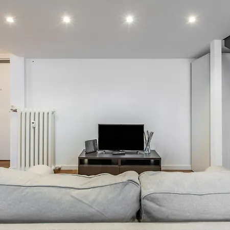 Easylife - - Torriani 3 - Milano