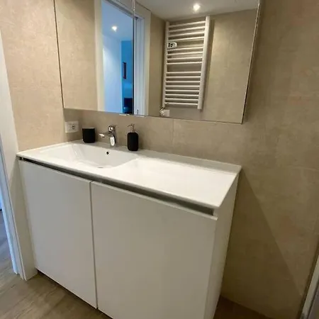 Thebluecorner - Silenzioso Cittastudi ミラノ