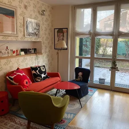 Stylish House With Garden And Private Parking Milán