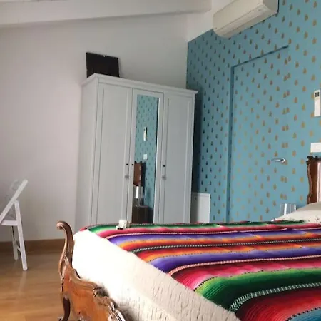 Stylish House With Garden And Private Parking Milán
