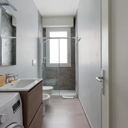 Guesthost - Dergano Comfy - 250 M Far From M3 * ميلان