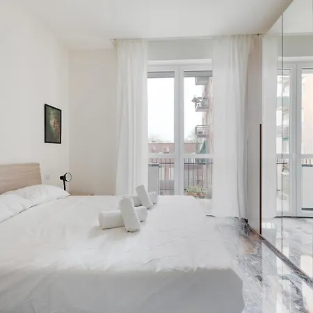 Guesthost - Dergano Comfy - 250 M Far From M3 شقة *