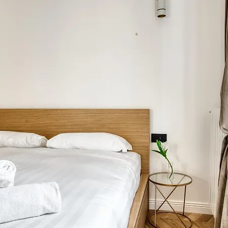 Joivy Stunning Flat With Balcony Lägenhet Milano