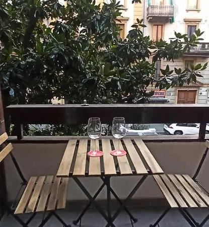 Smart Porta Venezia Fashion District Apartament