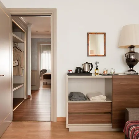 Romana 4* Milano