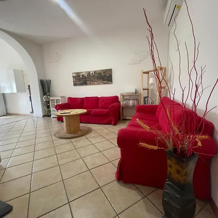 Roberta House * Milan