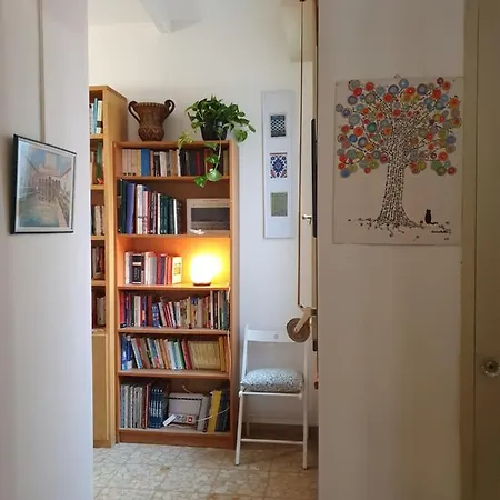 Appartement Alma Vacation In The Centre, Big Terrace