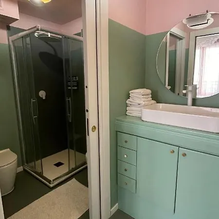 Bocconi 1 Bdr With Style Apartment