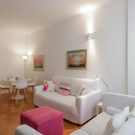 Appartement Bnbutler - Verona 12, Porta Romana District Milan