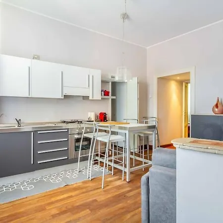 Domusmi Sempione-95 * Milano
