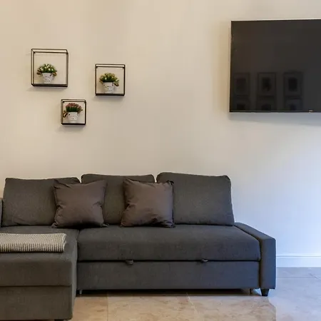 San Babila - Luxury Milanese Apartamento *