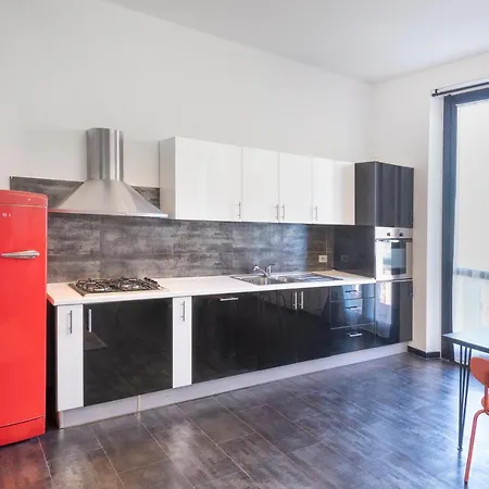 Accogliente Loft Di Design In Bovisa * ミラノ