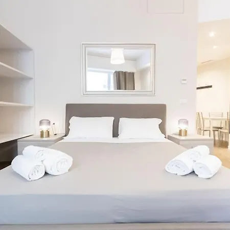 Apartment Santa Maria Valle 1 Milan