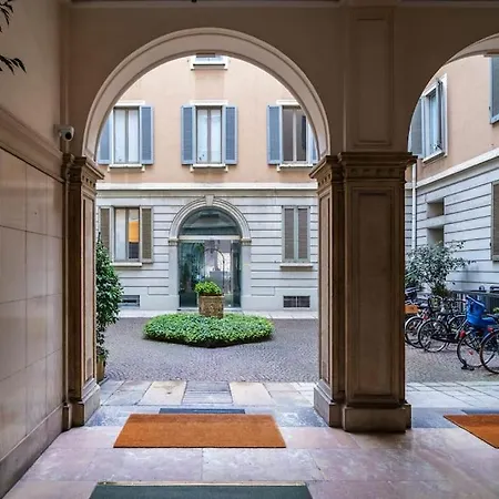 Real Jewel Next To Cenacolo And Cadorna Station * Milán