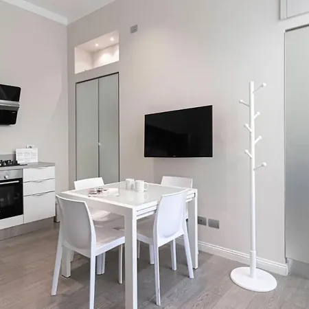 Italianway Easy - Naviglio Pavese 6 ميلان