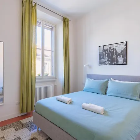 Apartment Duomo/navigli Casa Elegante In Zona Tortona Milan