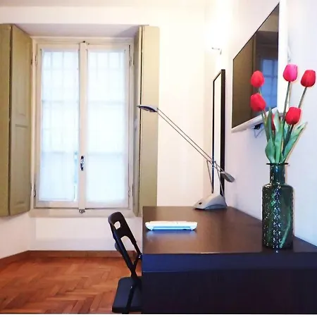Urban House - Elegant Apartment Brera Milan Center Apartment *