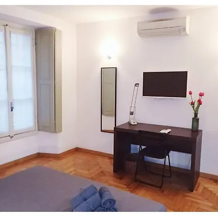 Apartment Urban House - Elegant Apartment Brera Milan Center