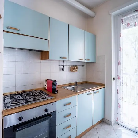 Politecnico 3 Minutiappartamento Wifi E Netflix Διαμέρισμα *