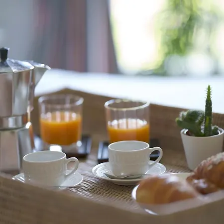 Montenapoleone-duomo Attico Di Lusso E Parcheggio Privato *