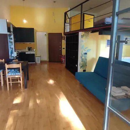 La Casa Di Amy - Loft Con Garage Privato *