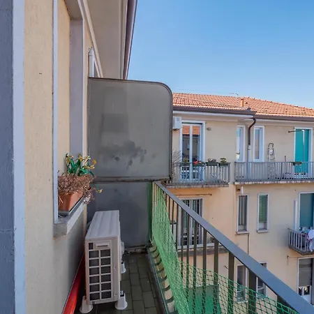 I Host - Ennio 9 Apartamento