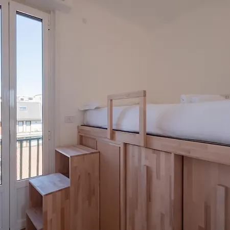 I Host - Ennio 9 Apartamento